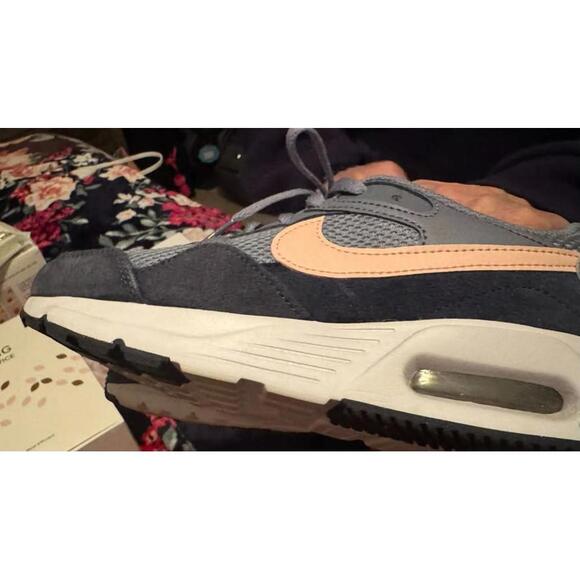 Nike Shoes - Women's Size 8 Nike Air Max SC Sneakers - Great Condition